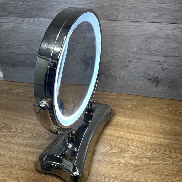 Zadro Glamour Lighted Vanity Mirror GLA75 – Dual 5x/1x Magnification Swivel - Picture 5 of 12
